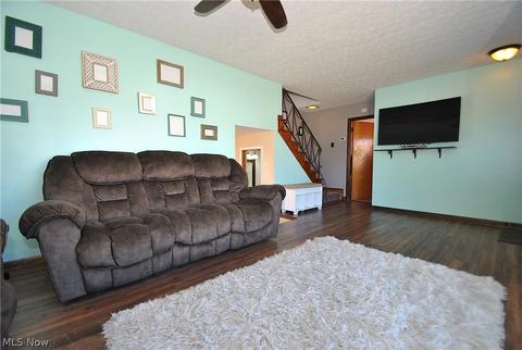 30940 Willowick Dr, Willowick, OH 44095 photo 3