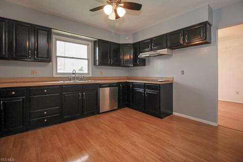 215 Antioch Dr, Elyria, OH 44035 photo 12