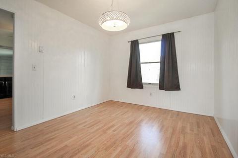 215 Antioch Dr, Elyria, OH 44035 photo 7