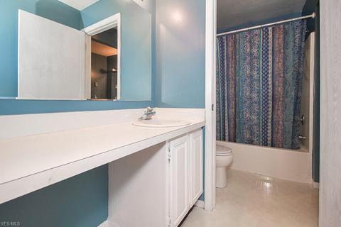 215 Antioch Dr, Elyria, OH 44035 photo 30