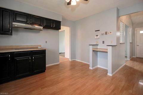 215 Antioch Dr, Elyria, OH 44035 photo 13