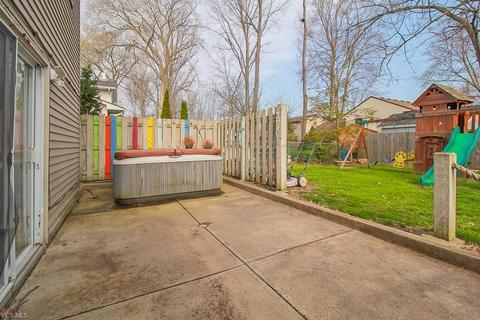 215 Antioch Dr, Elyria, OH 44035 photo 33