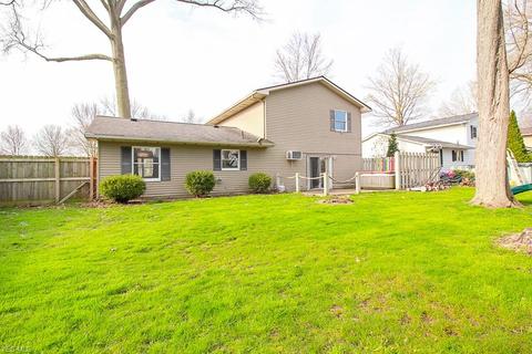215 Antioch Dr, Elyria, OH 44035 photo 3