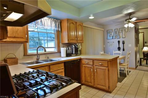 141 Forest Garden Dr, Boardman, OH 44512 photo 10