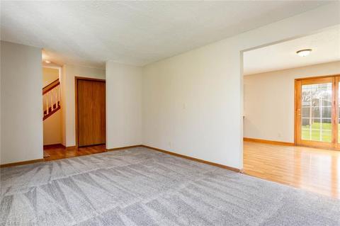 42635 Griswold Rd, Elyria, OH 44035 photo 6