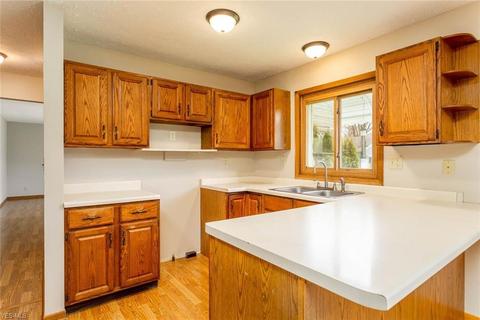 42635 Griswold Rd, Elyria, OH 44035 photo 9