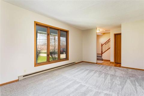 42635 Griswold Rd, Elyria, OH 44035 photo 5