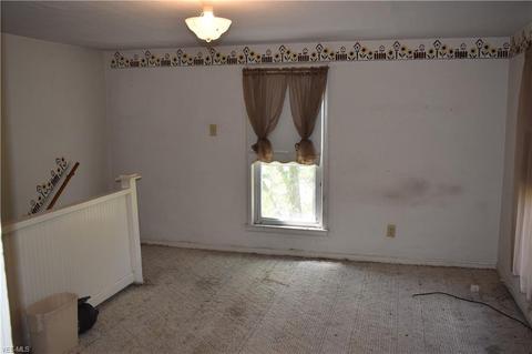 316 High St, Dresden, OH 43821 photo 8