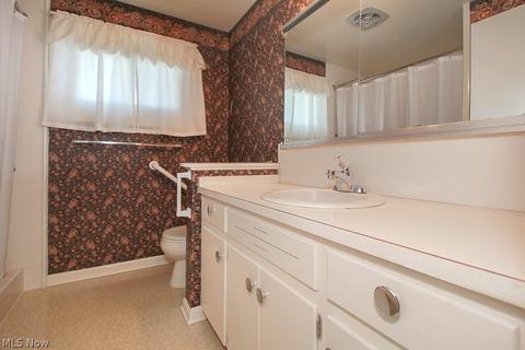 4116 Edgewood Dr, Lorain, OH 44053 photo 23