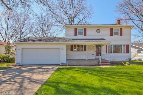 4116 Edgewood Dr, Lorain, OH 44053 photo 1