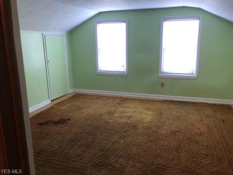 1227 W 3rd St, Ashtabula, OH 44004 photo 10