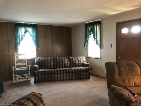 1227 W 3rd St, Ashtabula, OH 44004 photo 16