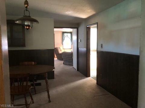 1227 W 3rd St, Ashtabula, OH 44004 photo 5