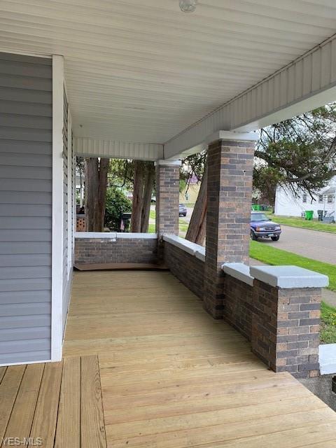 941 E Main St, Coshocton, OH 43812 photo 5