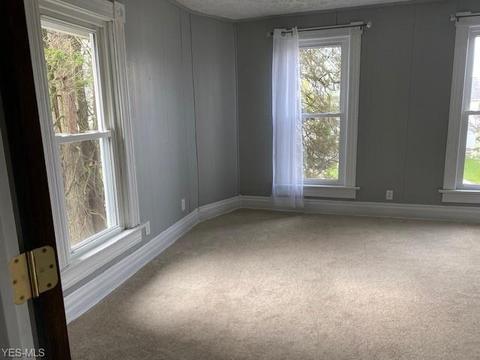 941 E Main St, Coshocton, OH 43812 photo 27