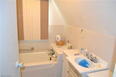 227 Pine St, Weirton, WV 26062 photo 12
