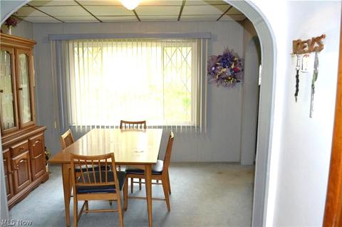227 Pine St, Weirton, WV 26062 photo 6