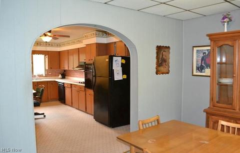 227 Pine St, Weirton, WV 26062 photo 5
