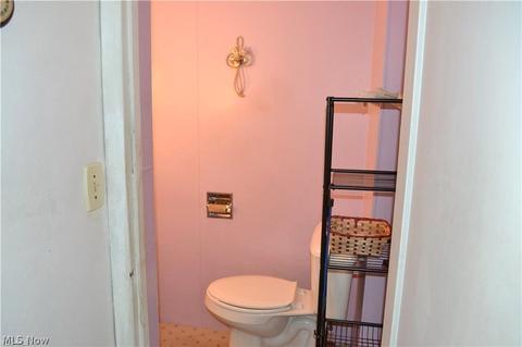 227 Pine St, Weirton, WV 26062 photo 13