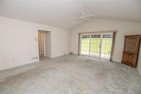 6815 Arbor Ct #16, Parma, OH 44134 photo 9