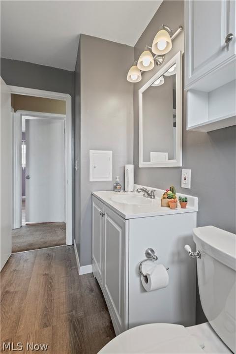 5820 Doris Dr, Brook Park, OH 44142 photo 13