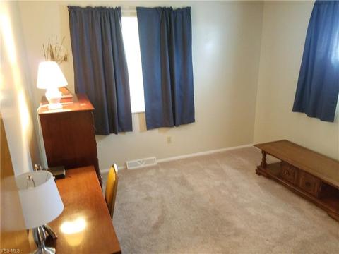 2151 E 40th St, Lorain, OH 44055 photo 13