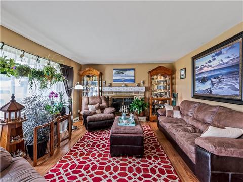 711 Sandy Ave, Massillon, OH 44646 photo 4