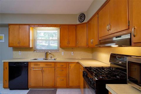 5785 Brookside Rd, Independence, OH 44131 photo 12