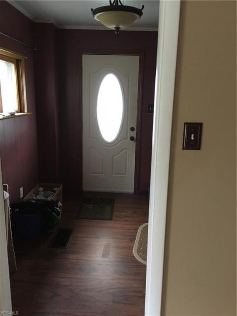 329 High St, Barnesville, OH 43713 photo 8