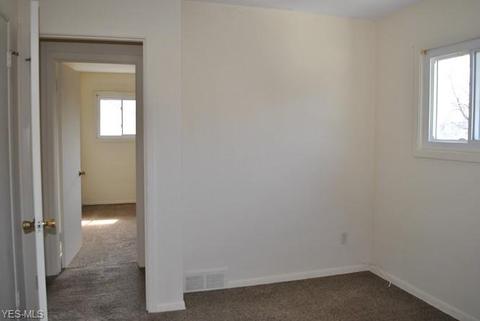 3903 Pershing Ave, Parma, OH 44134 photo 12