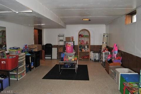 3903 Pershing Ave, Parma, OH 44134 photo 17