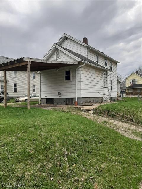 58 Creed St, Struthers, OH 44471 photo 2