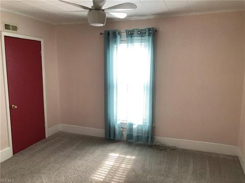 239 Franklin St, Barnesville, OH 43713 photo 27