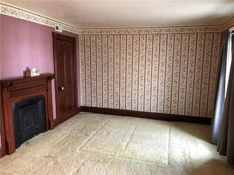 239 Franklin St, Barnesville, OH 43713 photo 30