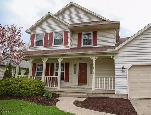 5909 Oak Point Rd, Lorain, OH 44053 photo 1