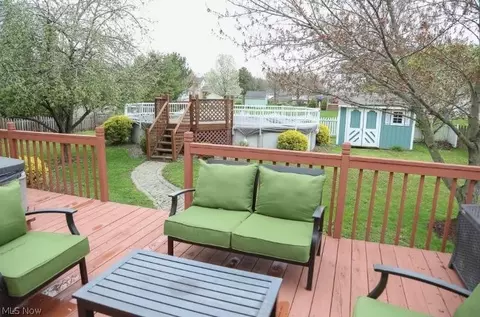 5909 Oak Point Rd, Lorain, OH 44053 photo 17