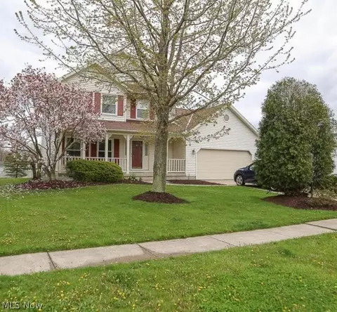 5909 Oak Point Rd, Lorain, OH 44053 photo 2