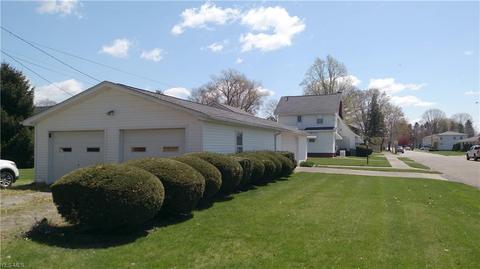 703 E 4th St, Dover, OH 44622 photo 6