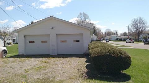 703 E 4th St, Dover, OH 44622 photo 7