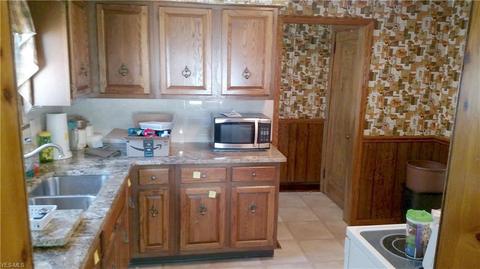 703 E 4th St, Dover, OH 44622 photo 24