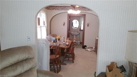 703 E 4th St, Dover, OH 44622 photo 20