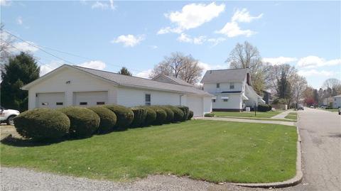703 E 4th St, Dover, OH 44622 photo 5