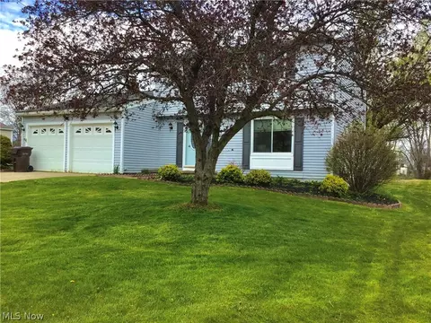 2925 E Celeste View Dr, Stow, OH 44224 photo 2
