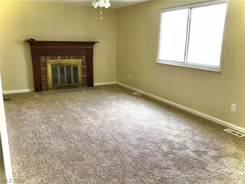 2925 E Celeste View Dr, Stow, OH 44224 photo 8