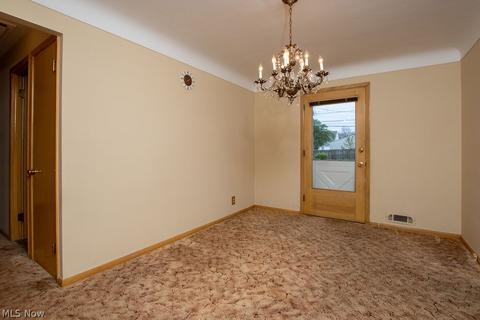 2393 E 290th St, Wickliffe, OH 44092 photo 8