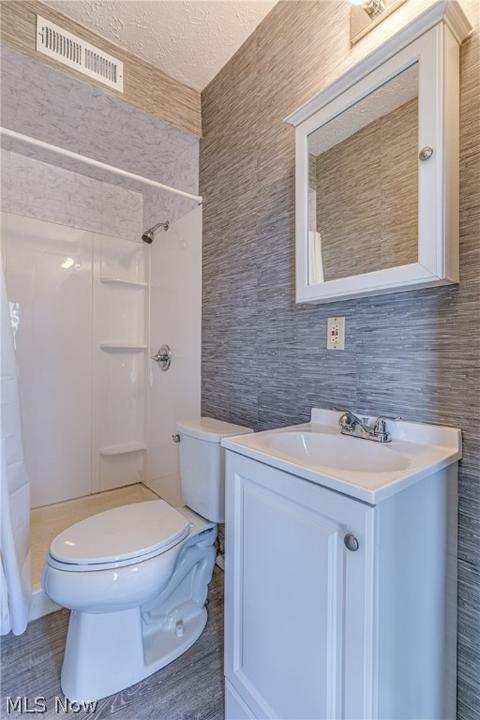 541 E 266 St, Euclid, OH 44132 photo 16