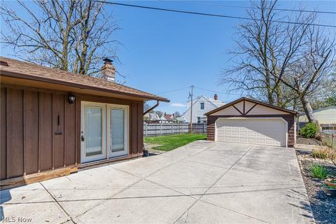 541 E 266 St, Euclid, OH 44132 photo 25