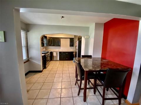 64 Helena Dr, Struthers, OH 44471 photo 7