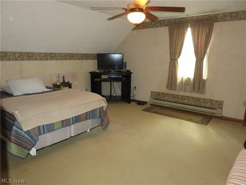 484 Carol Ln, Elyria, OH 44035 photo 10