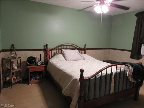 484 Carol Ln, Elyria, OH 44035 photo 12